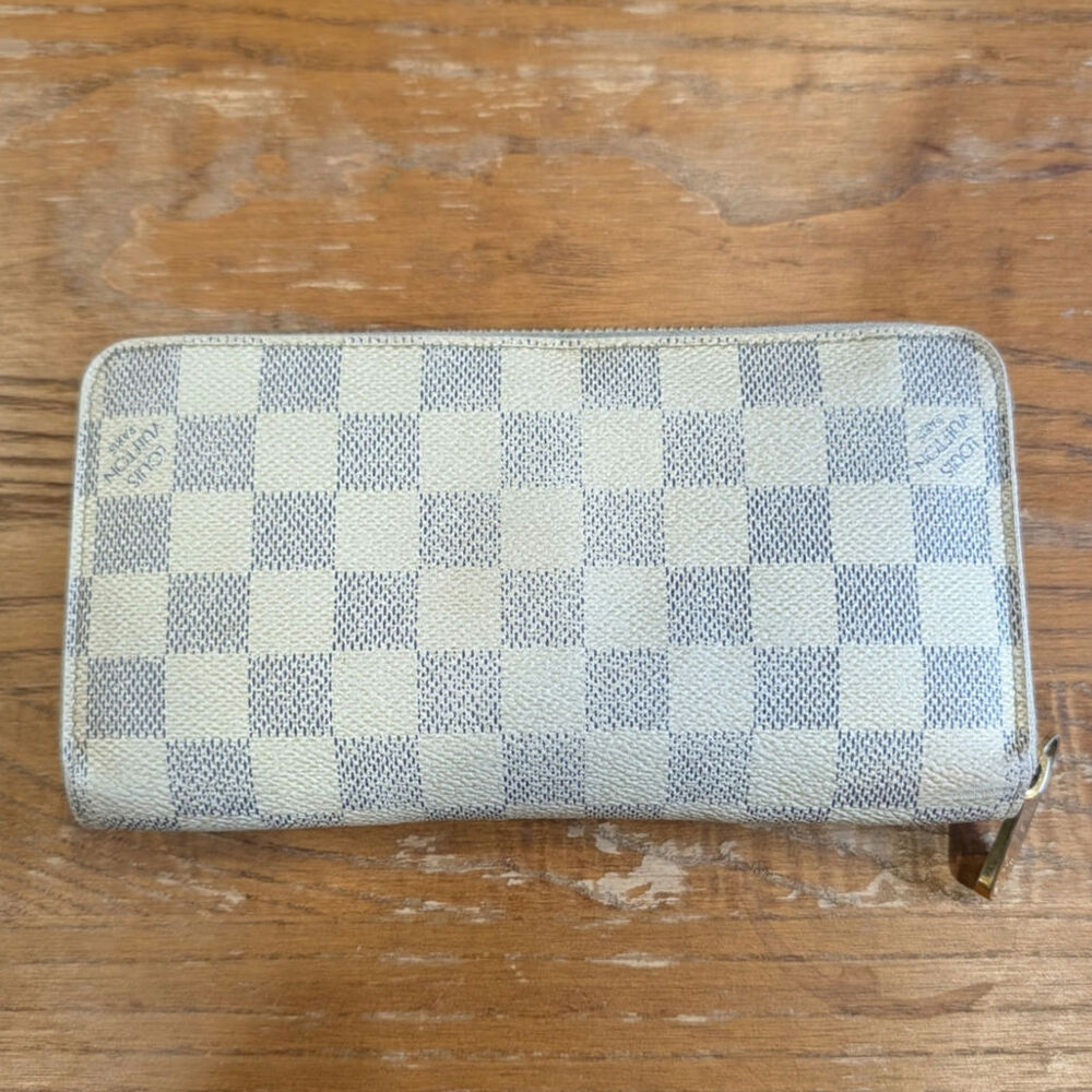 Louis Vuitton Damier Azur Zippy Wallet